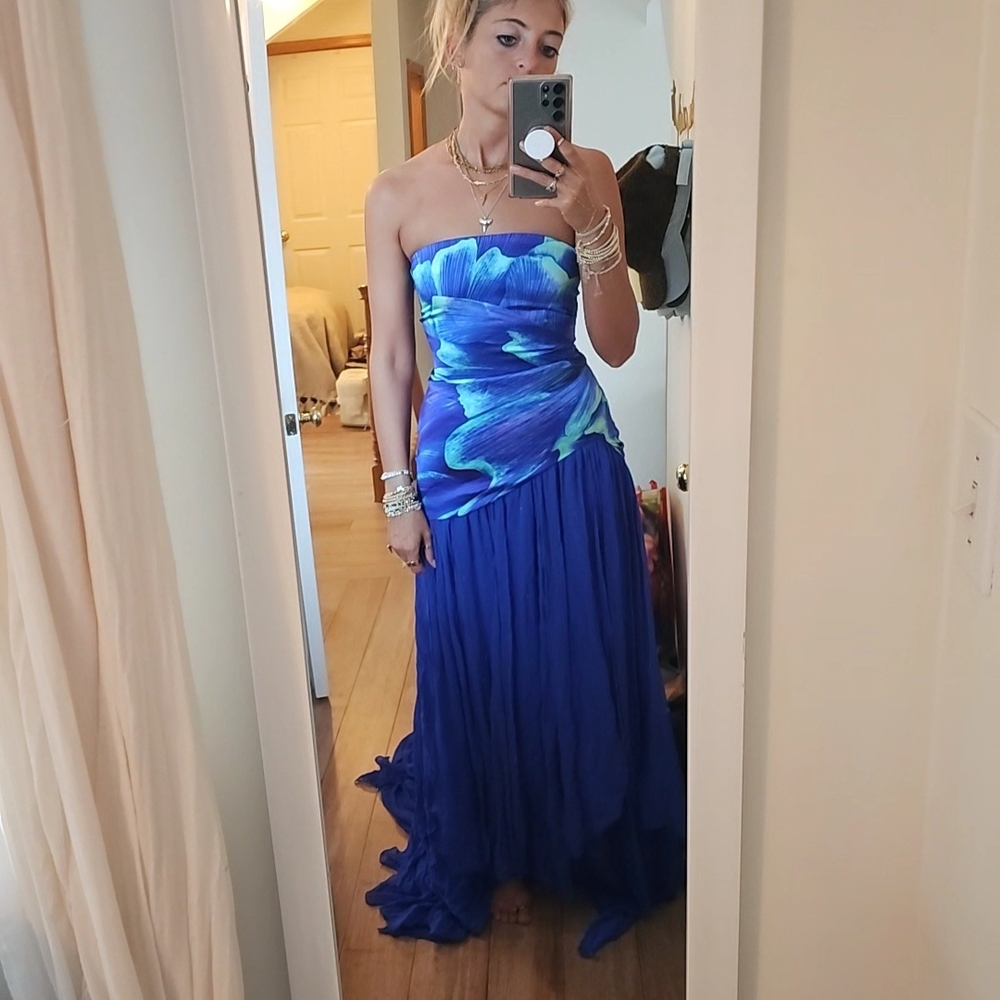 Retrofete Strapless One Of A Kind Gown